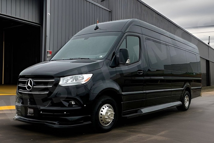 Mercedes-Benz Sprinter limo 12-14