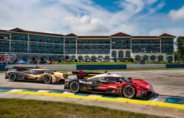 Premium Airport Car Service in Massachusetts for Sebring 12 Hours Travel